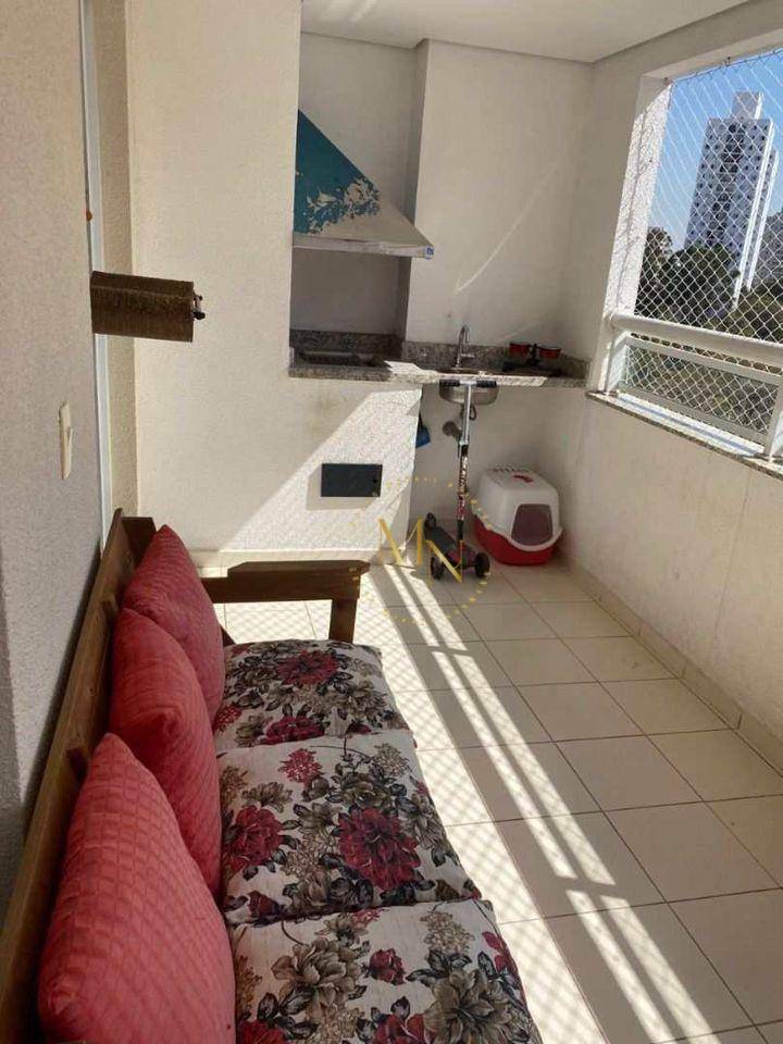 Apartamento à venda com 3 quartos, 105m² - Foto 4