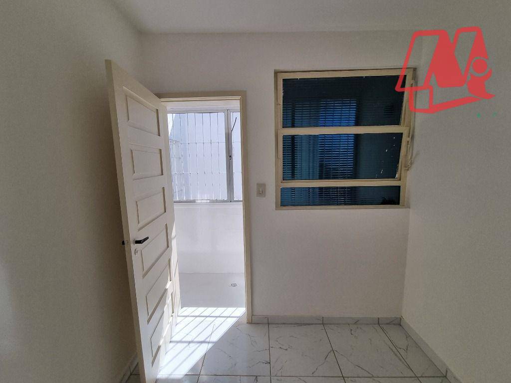 Apartamento para alugar com 2 quartos, 80m² - Foto 9