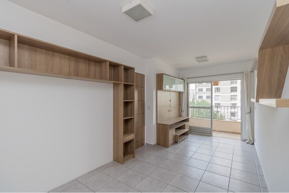 Apartamento à venda com 2 quartos, 70m² - Foto 33