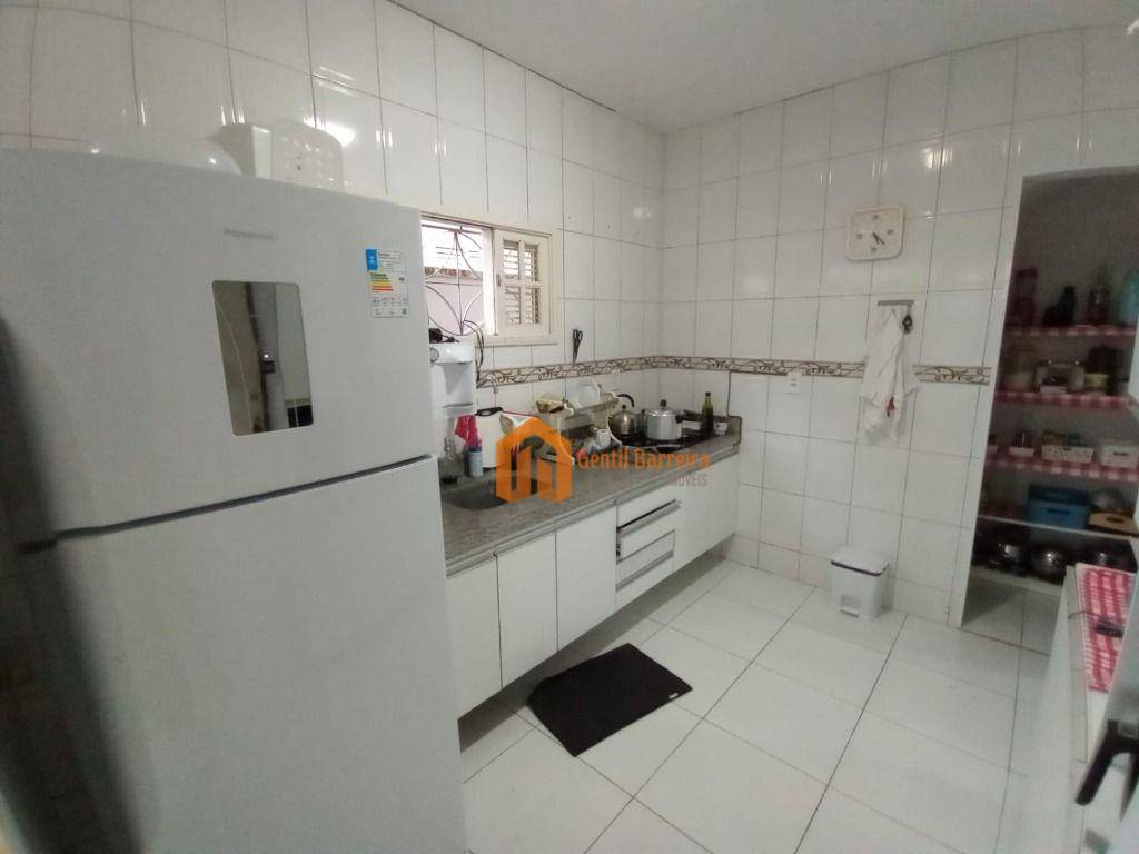 Sobrado à venda com 4 quartos, 130m² - Foto 7