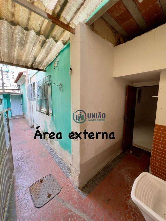 Casa à venda com 4 quartos, 280m² - Foto 29