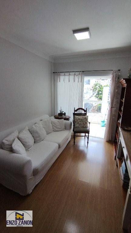 Apartamento à venda com 3 quartos, 85m² - Foto 2