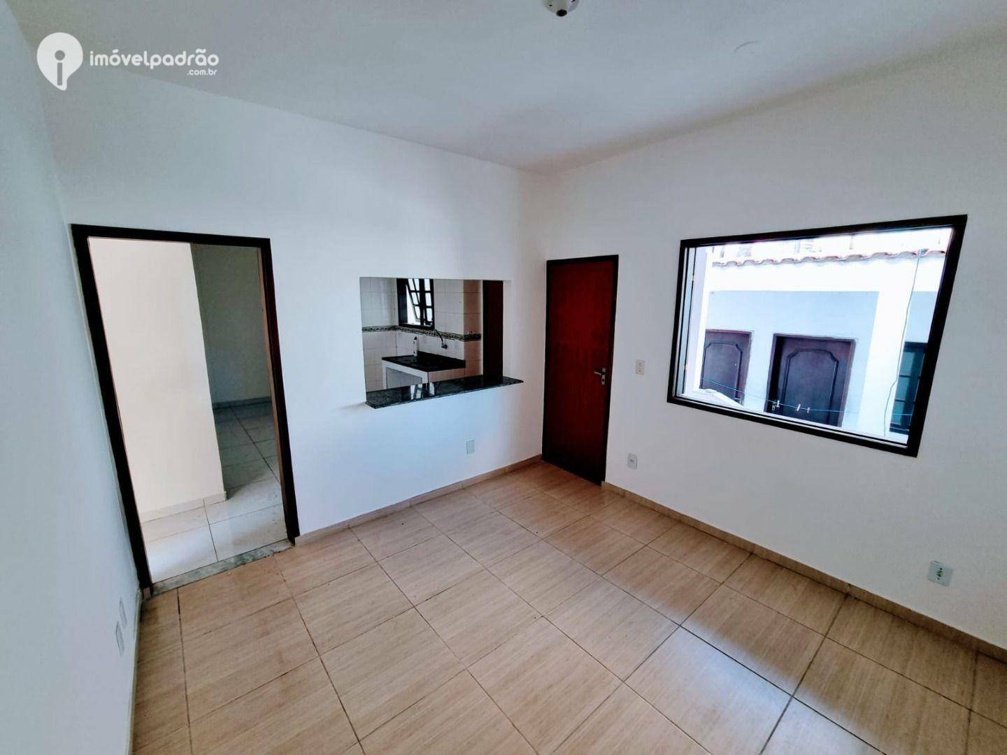 Apartamento à venda com 2 quartos, 70m² - Foto 1