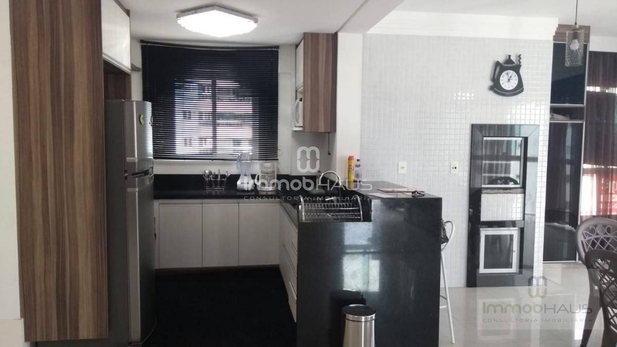 Apartamento à venda com 3 quartos, 132m² - Foto 28