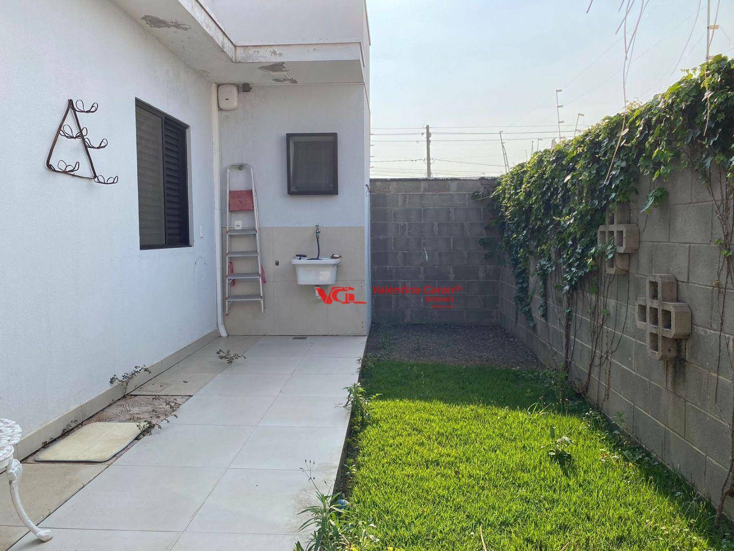 Casa à venda com 2 quartos, 89m² - Foto 17