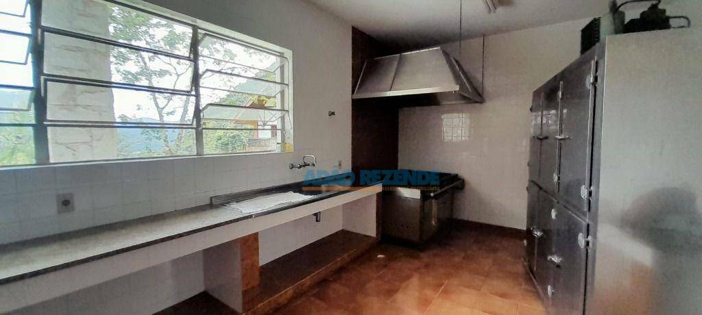 Casa de Condomínio à venda com 3 quartos, 209m² - Foto 59