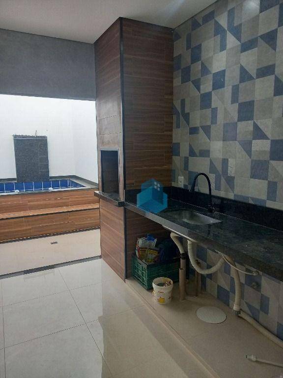 Casa, 3 quartos, 300 m² - Foto 3