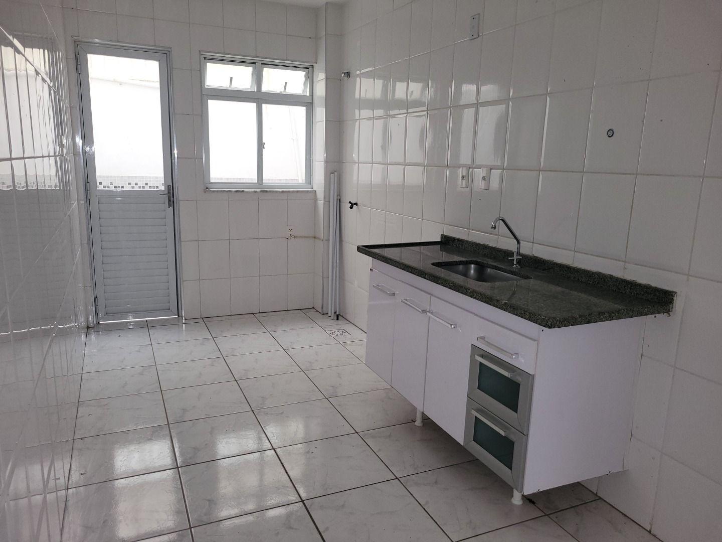 Apartamento à venda com 2 quartos, 72m² - Foto 8