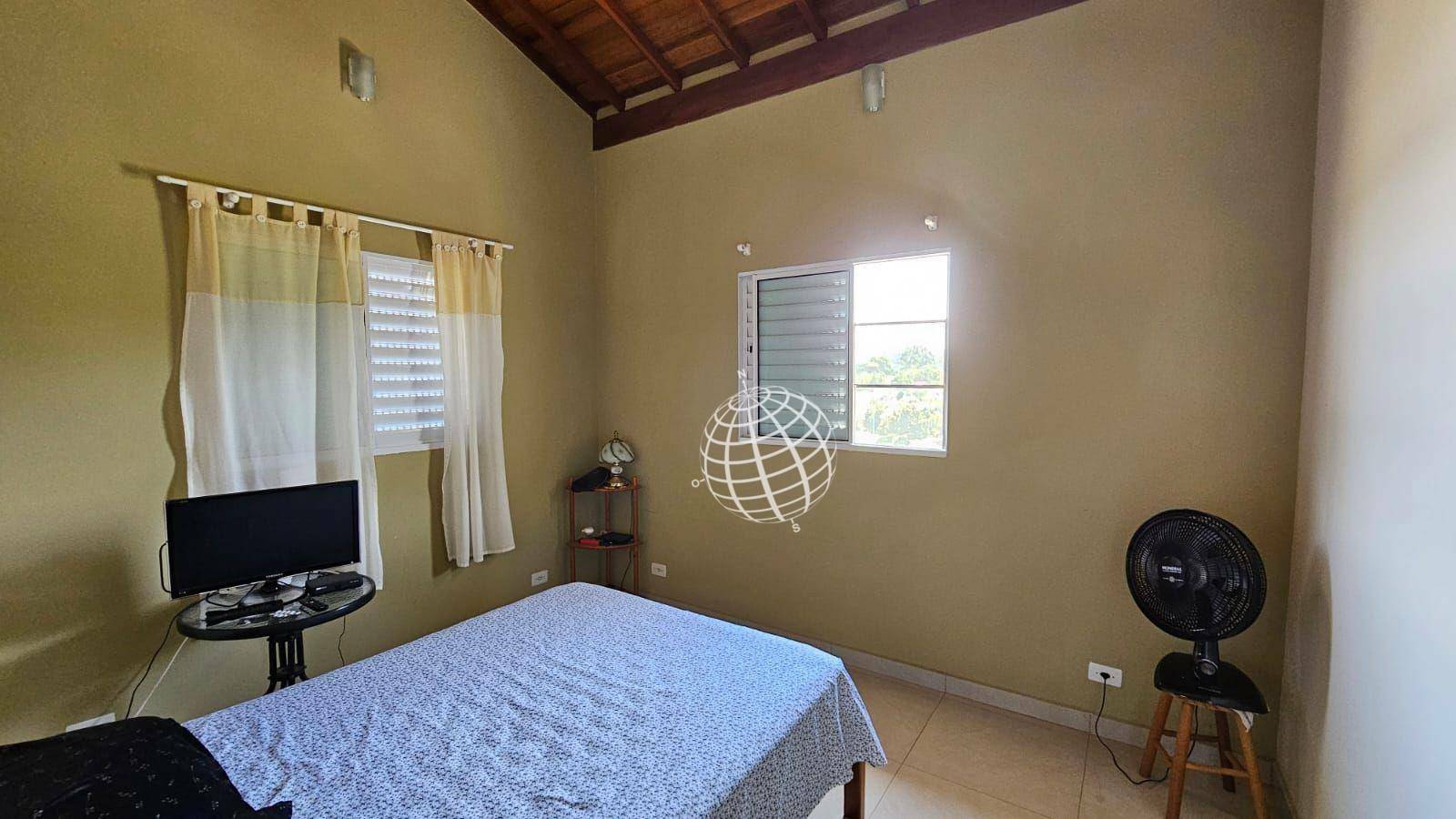 Casa de Condomínio à venda com 3 quartos, 202m² - Foto 11