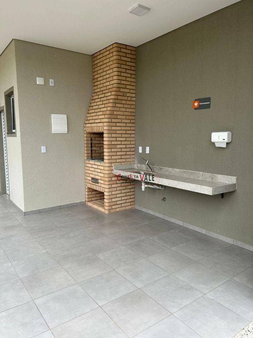 Apartamento para alugar com 2 quartos, 42m² - Foto 17