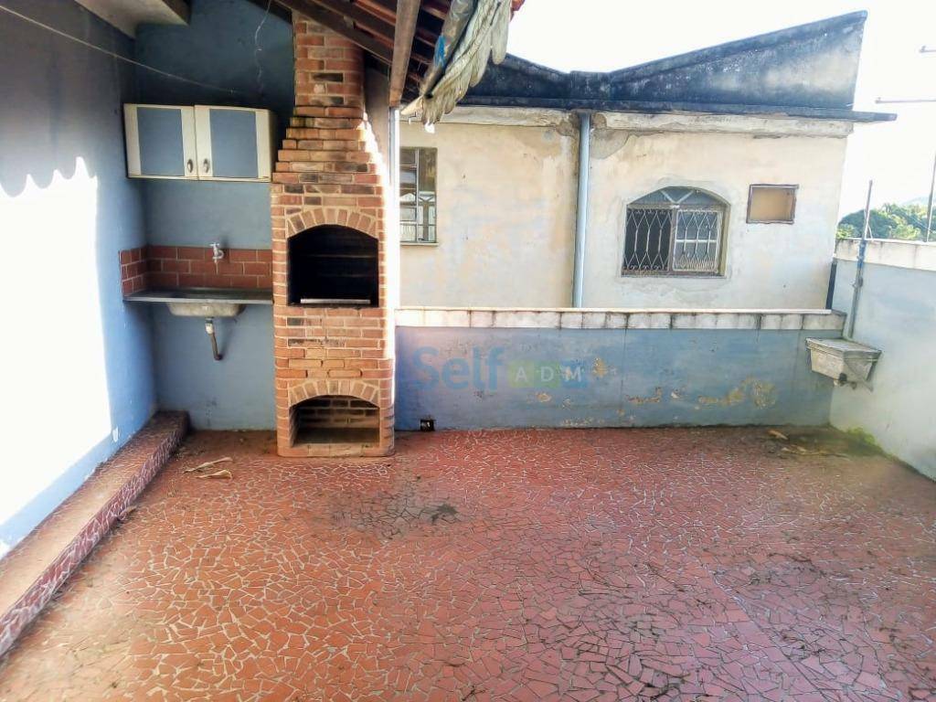 Casa de Condomínio para alugar com 4 quartos, 120m² - Foto 13