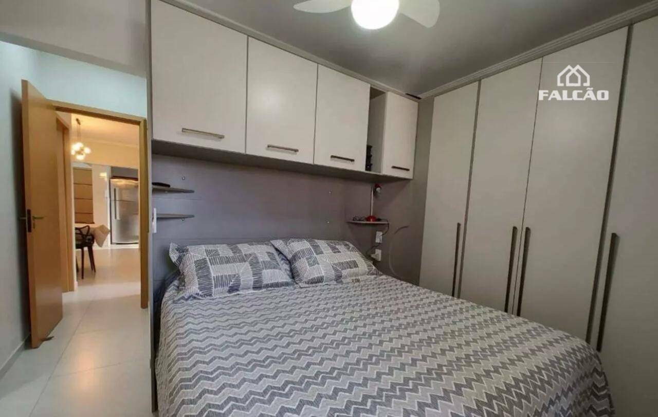 Apartamento à venda com 2 quartos, 70m² - Foto 8