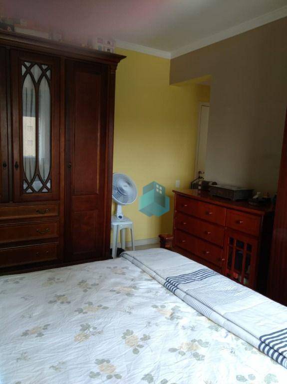 Apartamento à venda com 3 quartos, 134m² - Foto 11