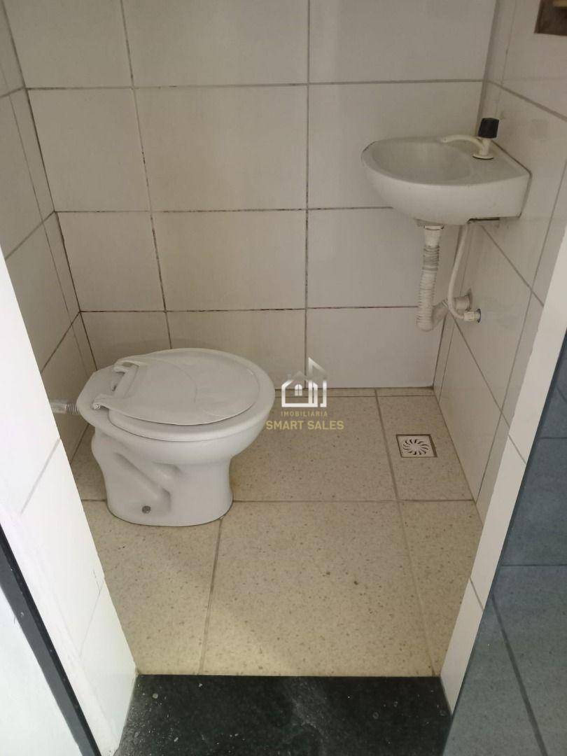 Casa à venda com 8 quartos, 350m² - Foto 35