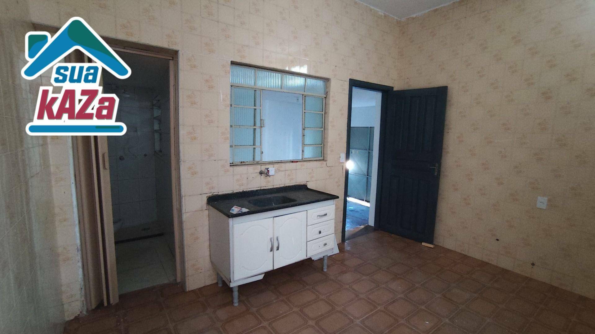 Casa para alugar com 1 quarto, 70m² - Foto 8