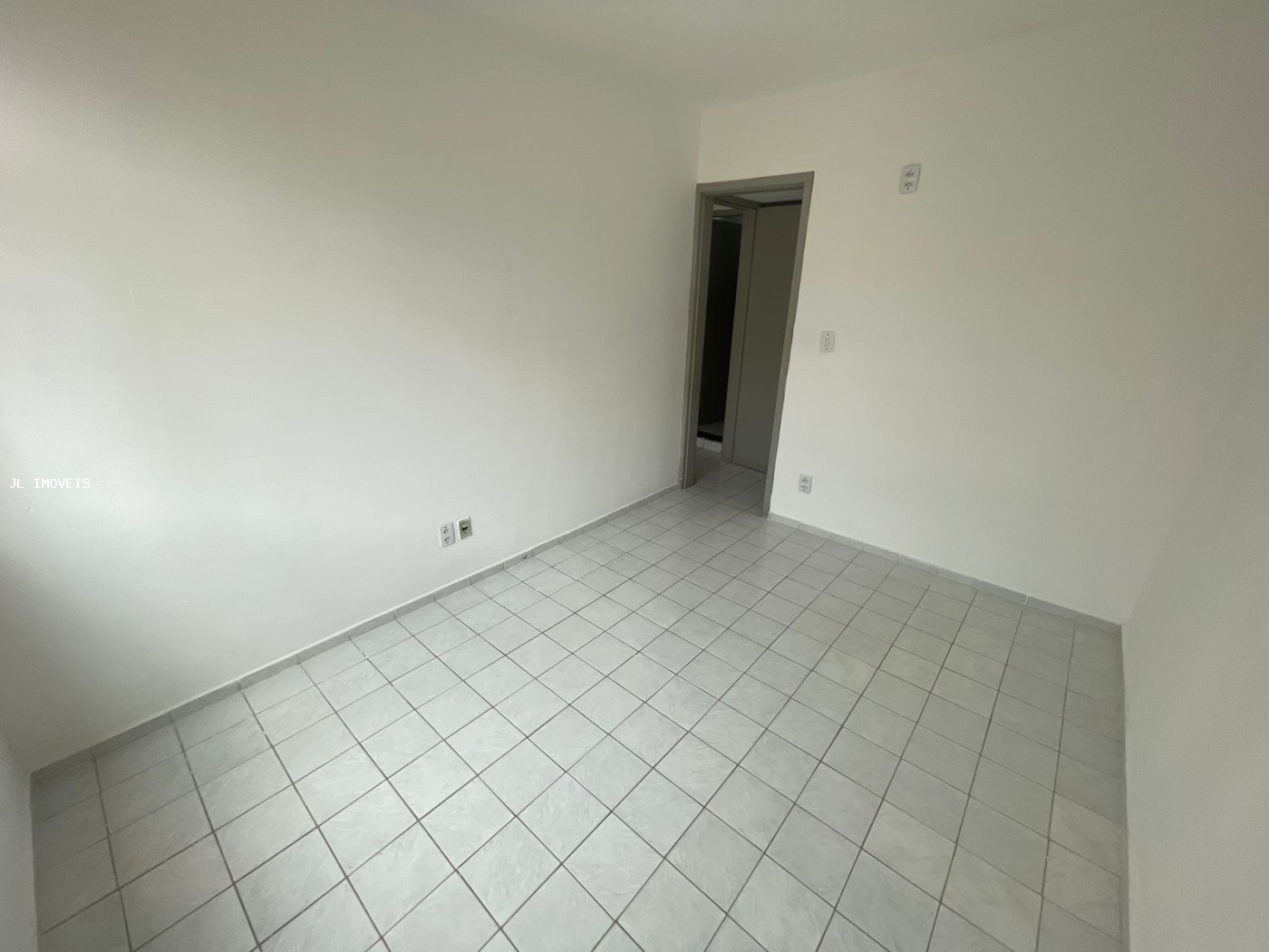 Apartamento para alugar com 2 quartos, 66m² - Foto 8