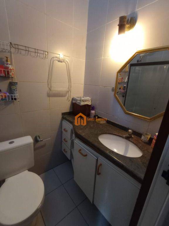 Casa de Condomínio à venda com 3 quartos, 302m² - Foto 26