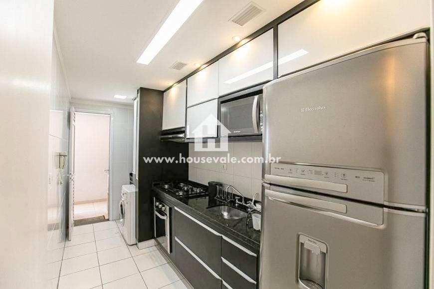 Apartamento à venda com 3 quartos, 95m² - Foto 11