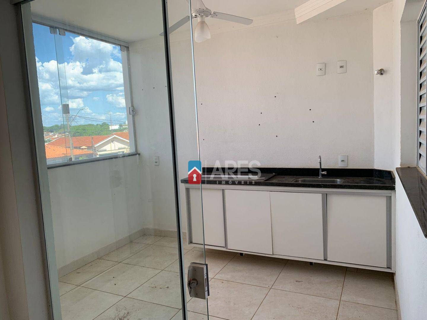 Apartamento para alugar com 2 quartos, 80m² - Foto 7