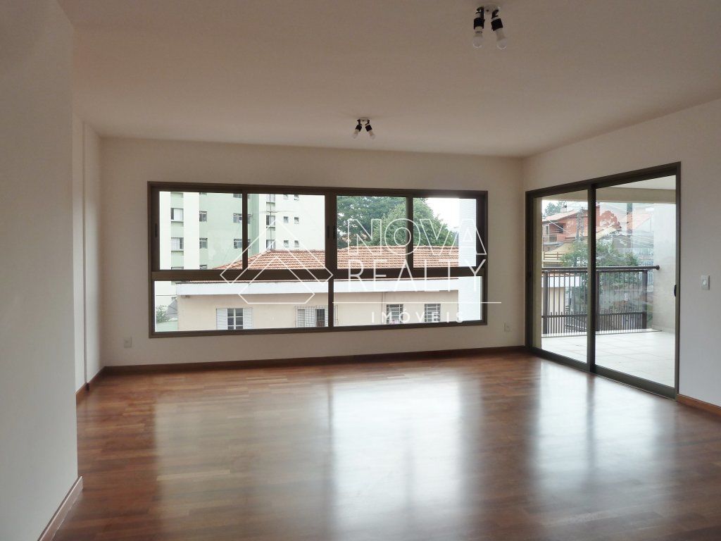 Apartamento para alugar com 3 quartos, 105m² - Foto 3