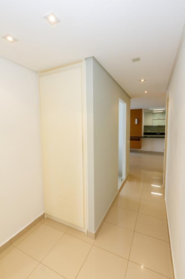 Apartamento para alugar com 2 quartos, 98m² - Foto 26