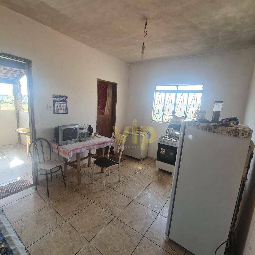 Casa à venda com 5 quartos, 155m² - Foto 5