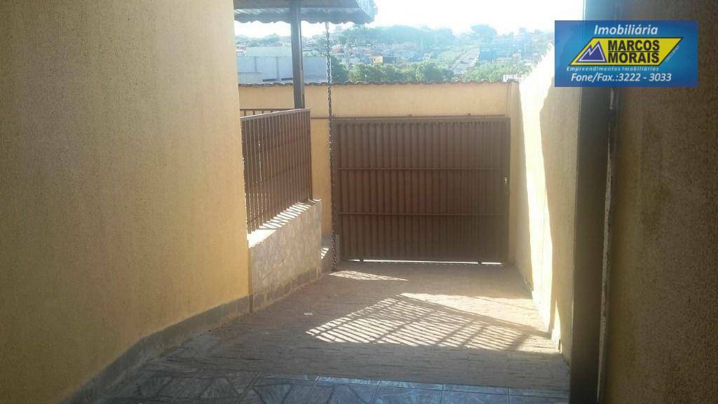 Casa, 3 quartos, 180 m² - Foto 3