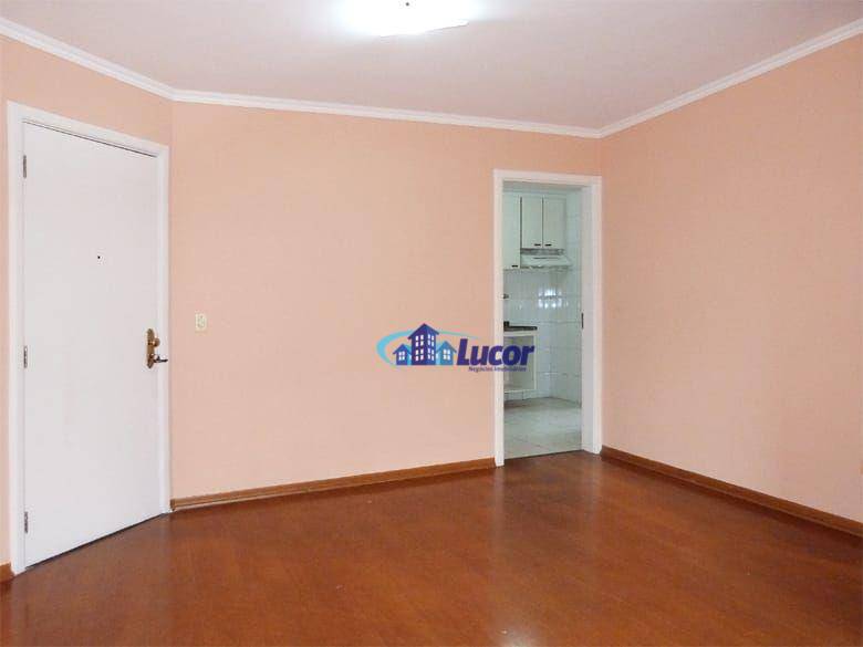 Apartamento para alugar com 3 quartos, 77m² - Foto 2