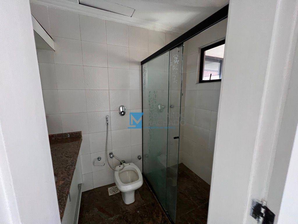 Apartamento à venda com 4 quartos, 230m² - Foto 15