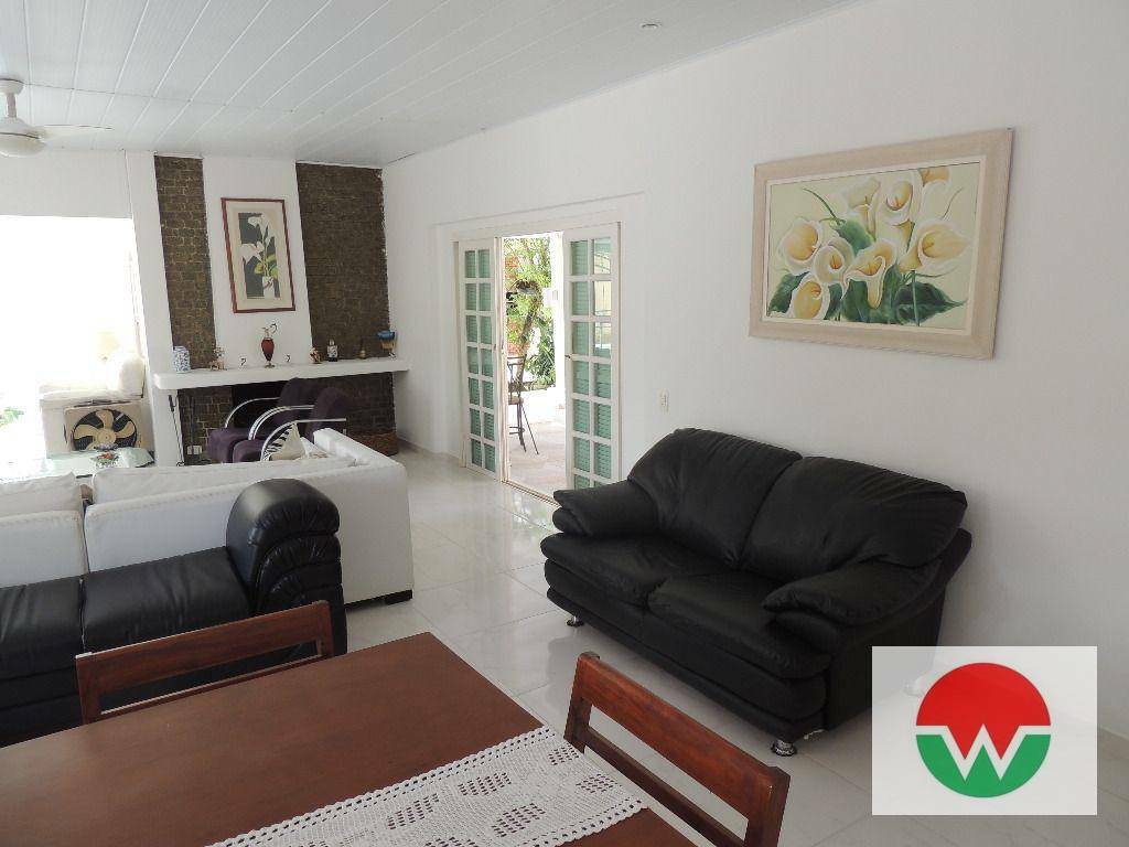 Casa à venda e aluguel com 4 quartos, 400m² - Foto 7