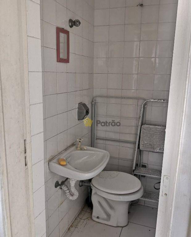 Apartamento à venda com 3 quartos, 120m² - Foto 2