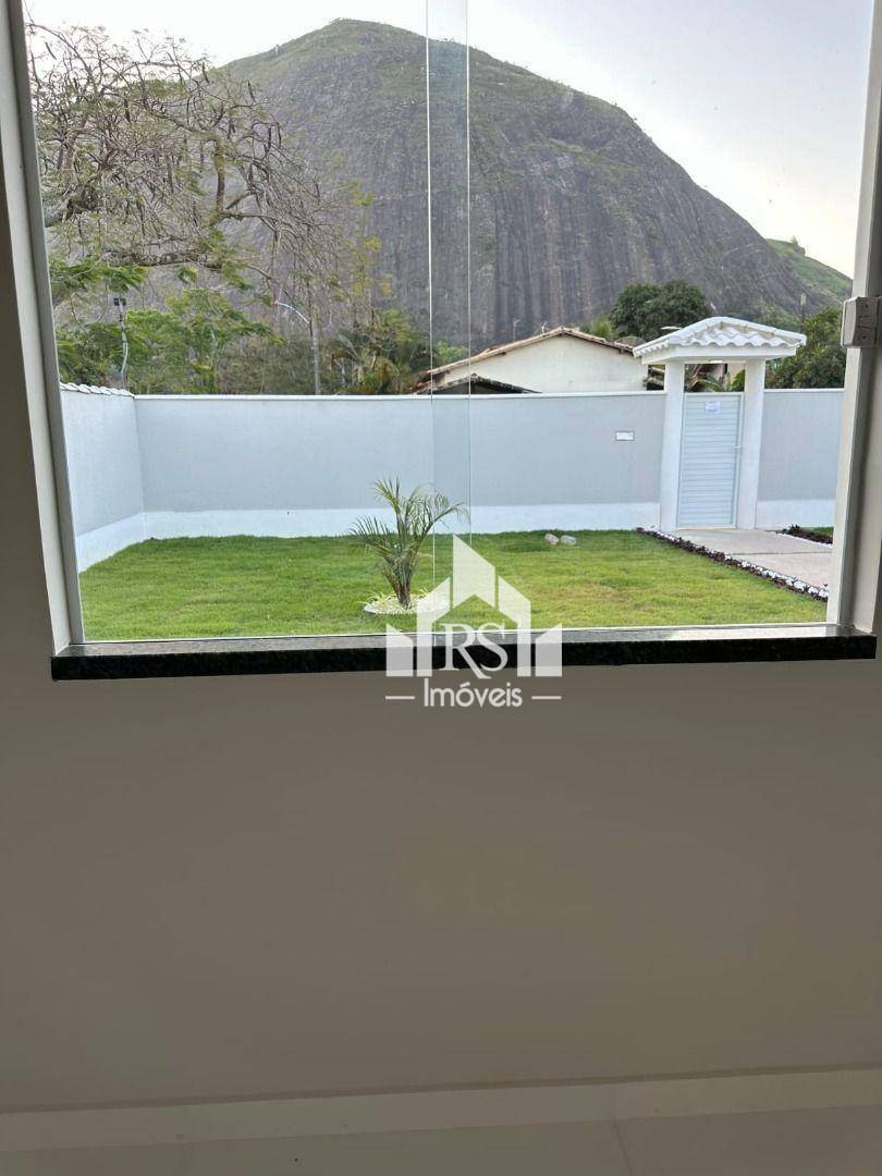 Casa à venda com 3 quartos, 92m² - Foto 11