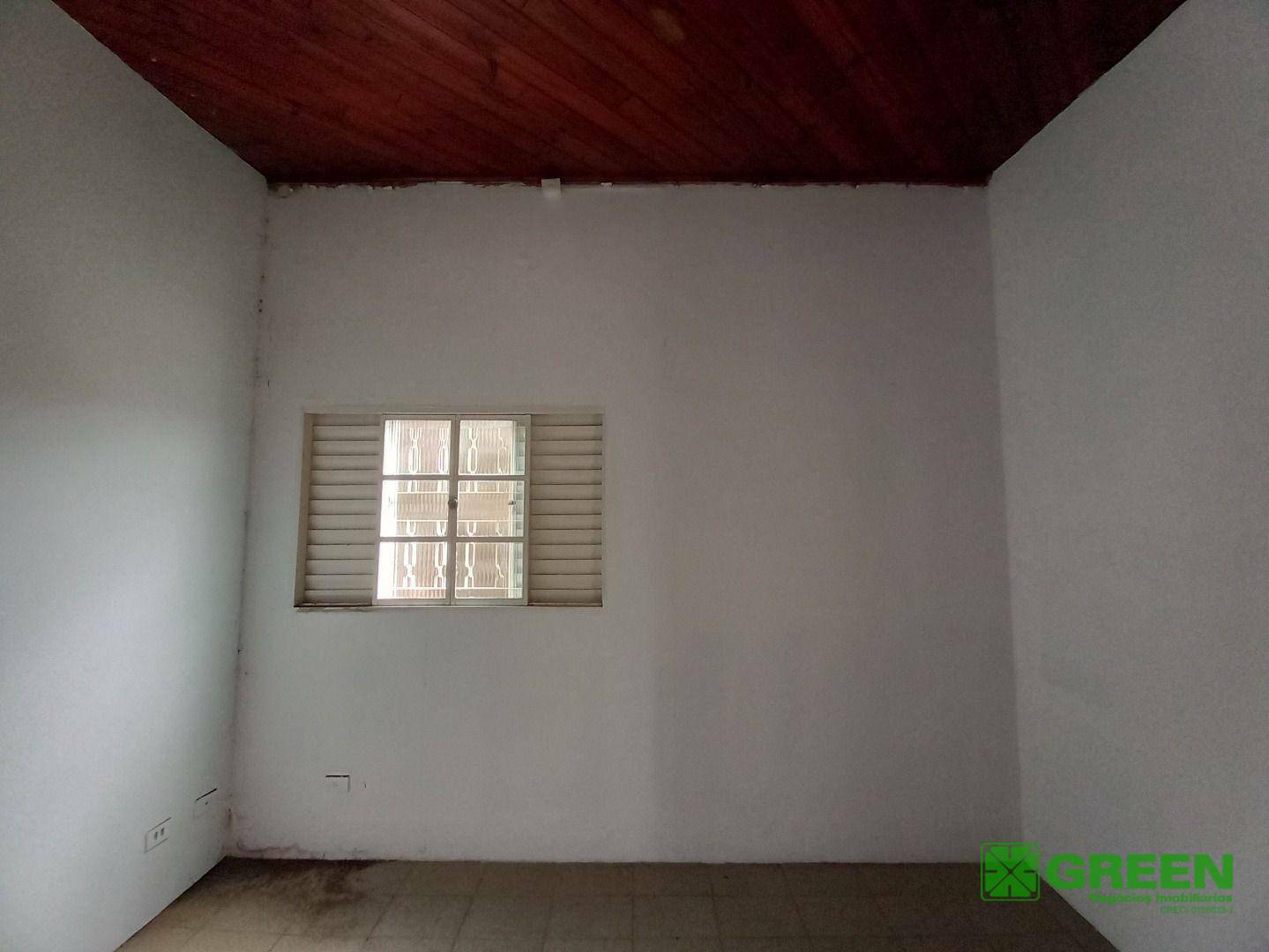 Casa para alugar com 4 quartos, 200m² - Foto 16