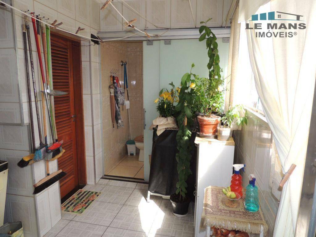 Apartamento à venda com 3 quartos, 112m² - Foto 16