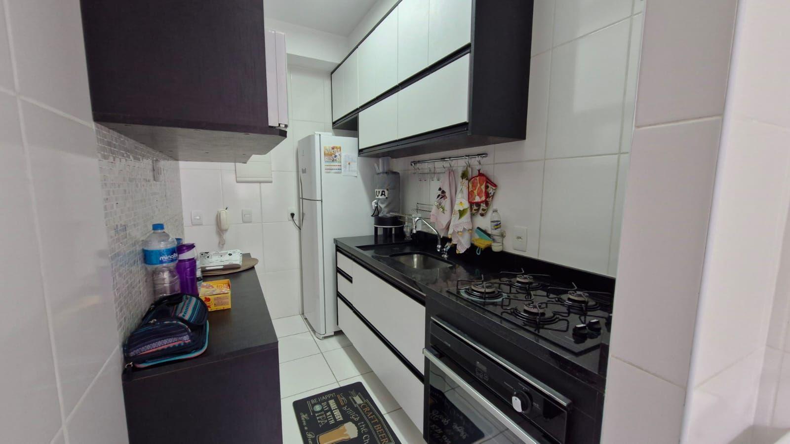 Apartamento à venda com 2 quartos, 62m² - Foto 5