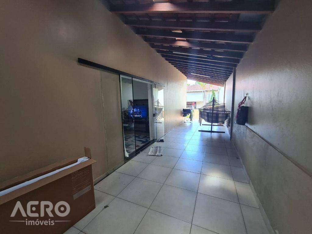 Casa à venda com 3 quartos, 190m² - Foto 15