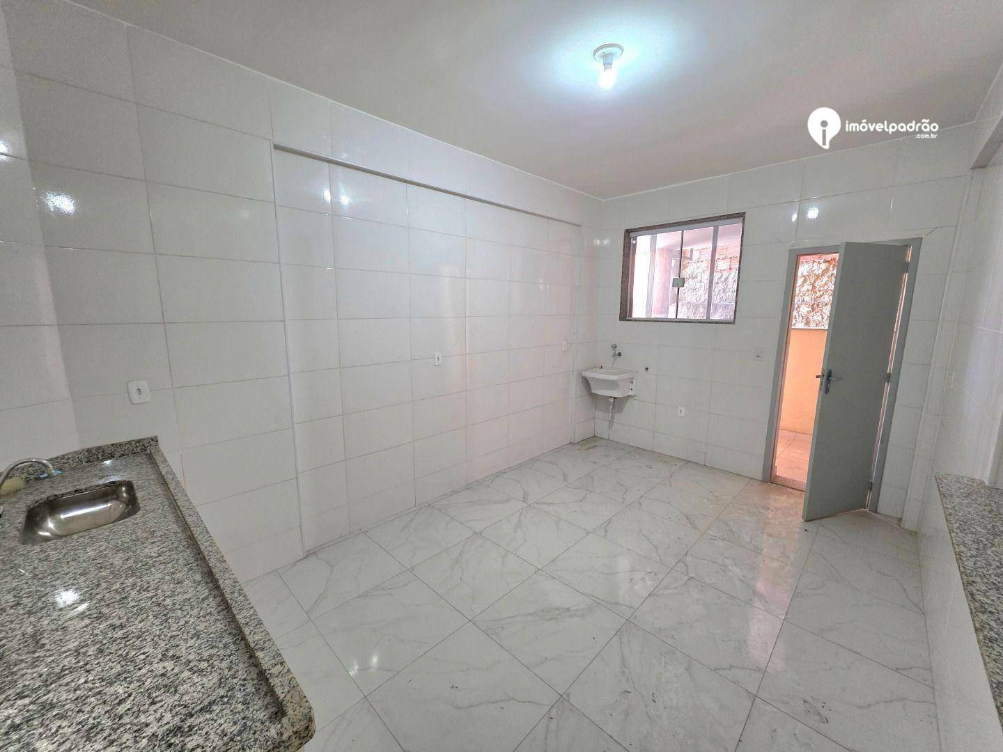 Apartamento para alugar com 2 quartos, 80m² - Foto 35