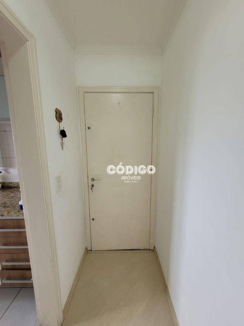 Apartamento à venda com 3 quartos, 97m² - Foto 32