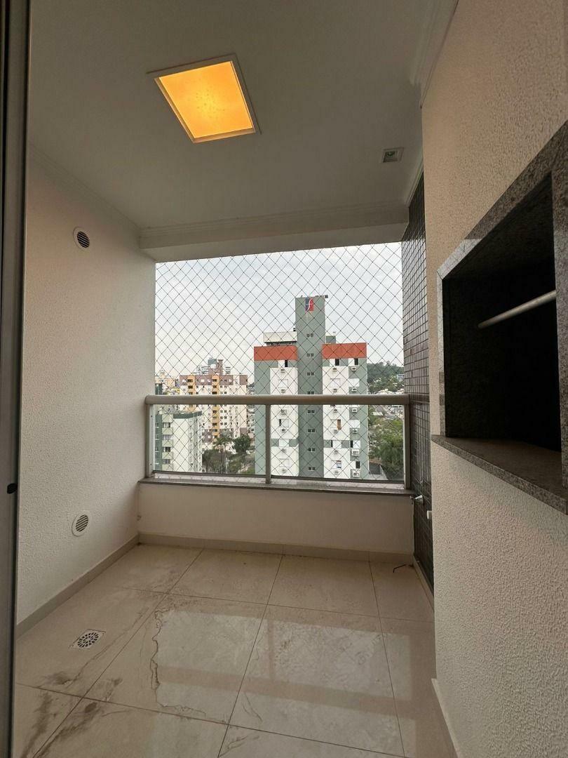 Apartamento à venda com 2 quartos, 74m² - Foto 6