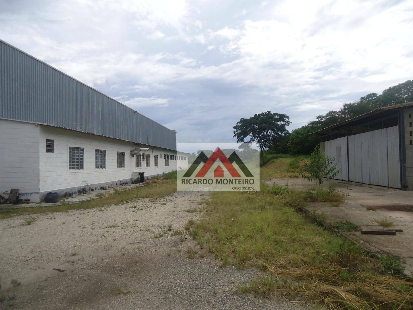 Depósito-Galpão-Armazém para alugar, 3100m² - Foto 18