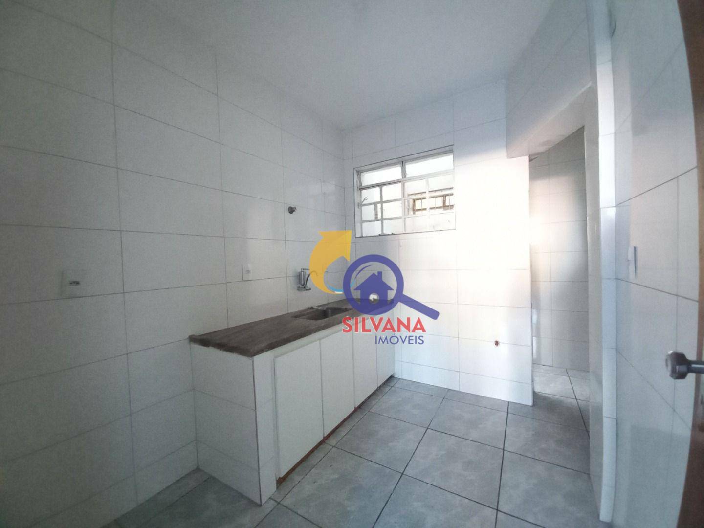 Apartamento para alugar com 3 quartos, 110m² - Foto 9