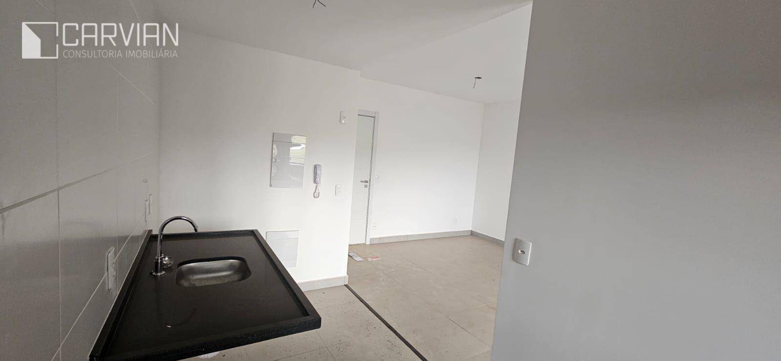 Apartamento à venda com 3 quartos, 87m² - Foto 3