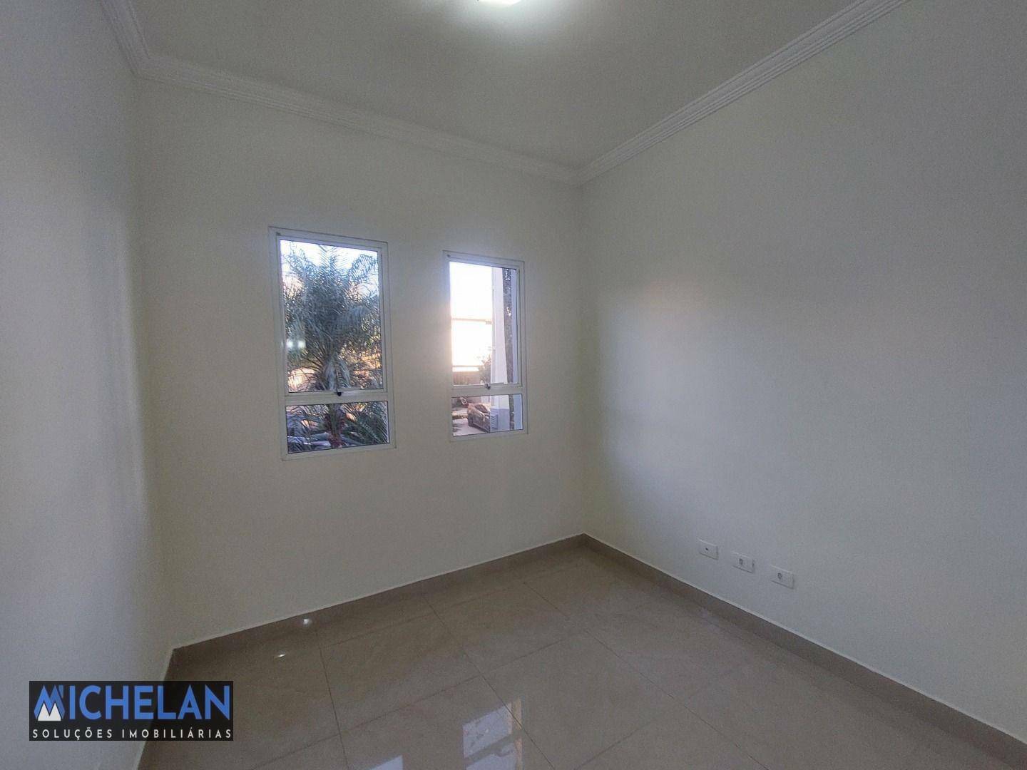 Casa de Condomínio para alugar com 3 quartos, 220m² - Foto 9