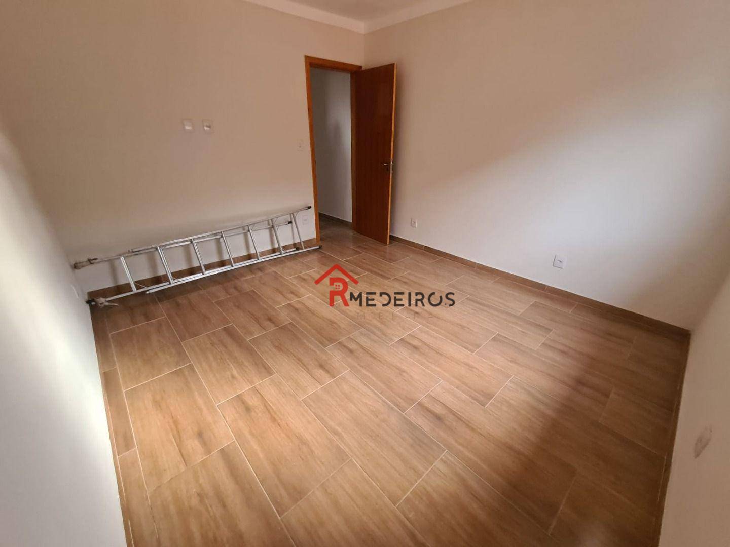 Casa à venda com 3 quartos, 126m² - Foto 18