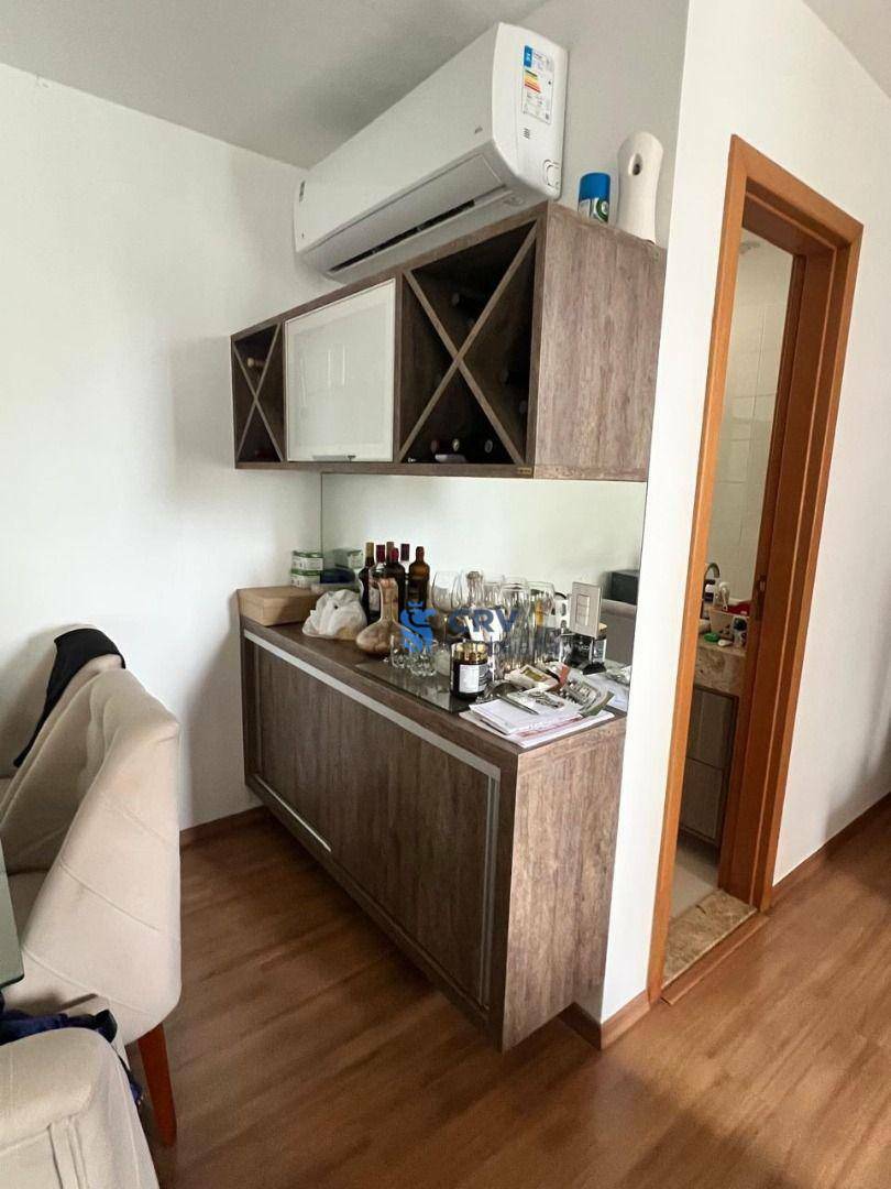 Apartamento à venda com 2 quartos, 75m² - Foto 6