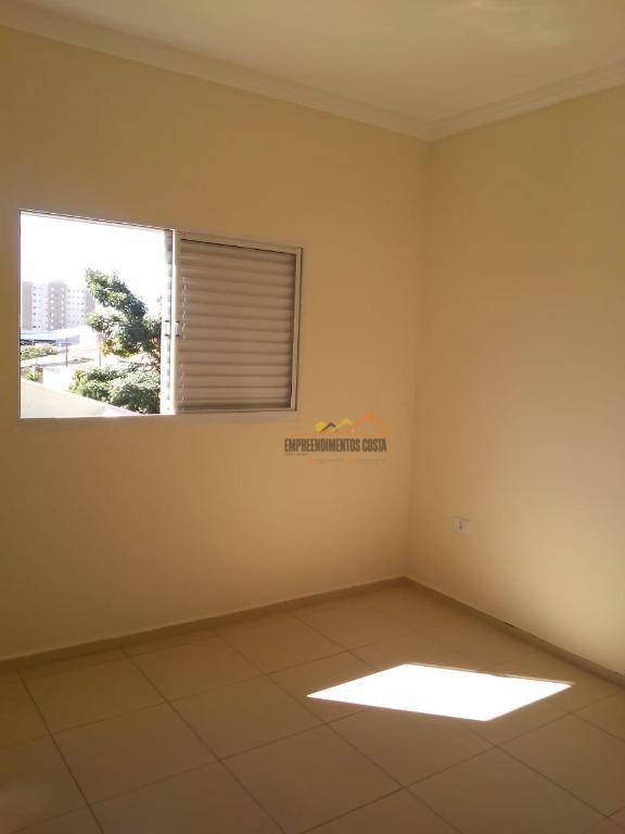 Apartamento à venda com 2 quartos, 52m² - Foto 11