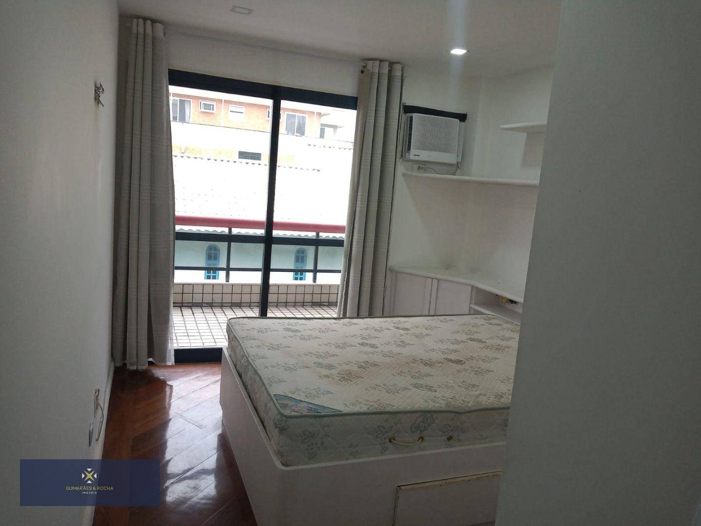 Apartamento à venda com 3 quartos, 140m² - Foto 6