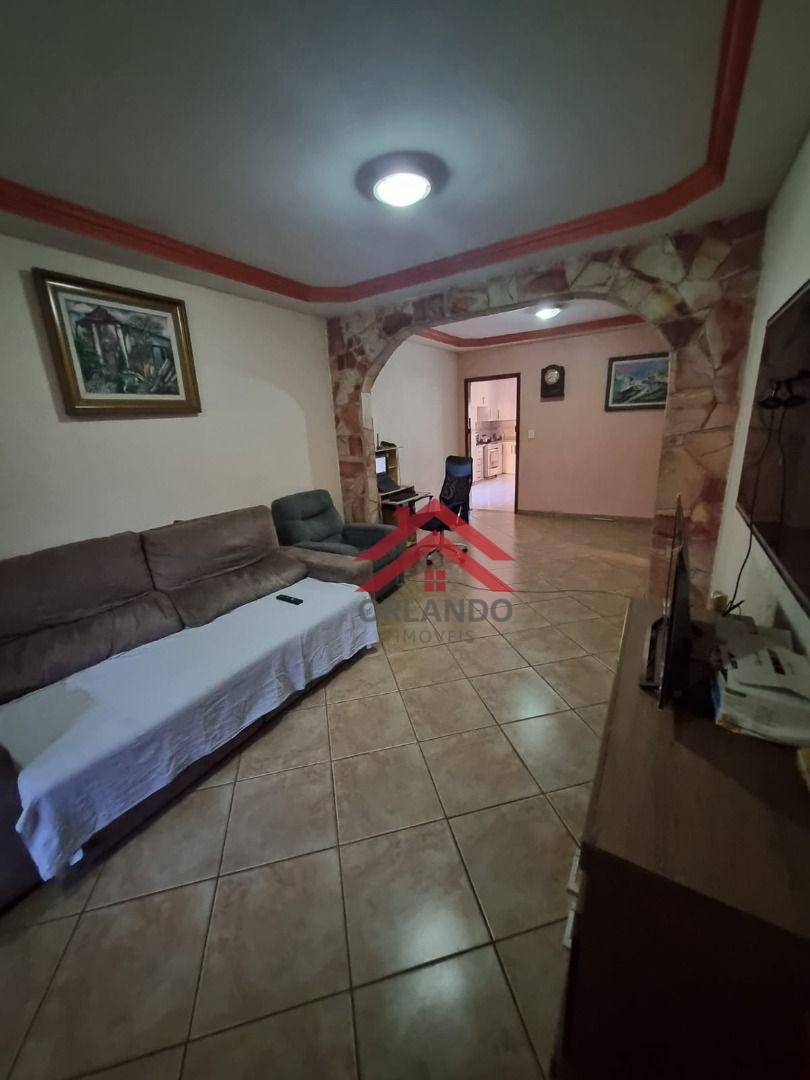 Casa à venda com 3 quartos, 140m² - Foto 2