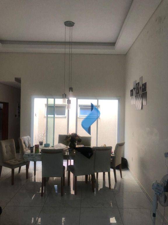 Casa de Condomínio à venda com 4 quartos, 200m² - Foto 7