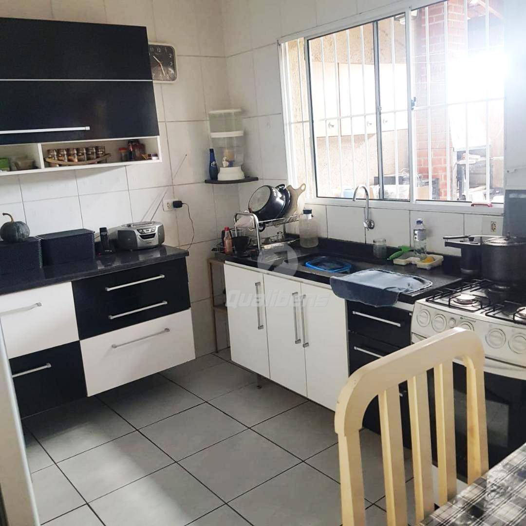 Sobrado à venda com 2 quartos, 65m² - Foto 3